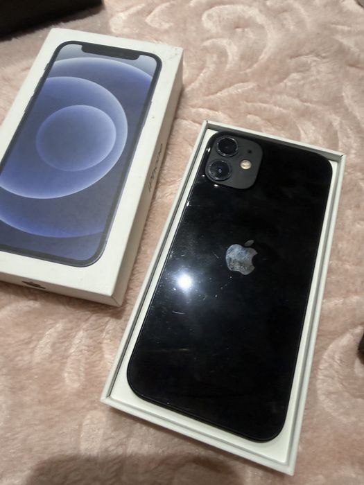 Ipone 12 mini la cutie