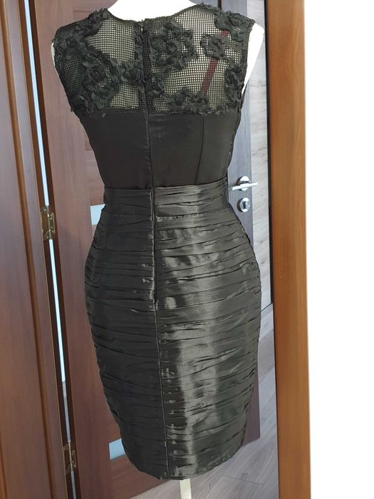 Rochie neagra eleganta