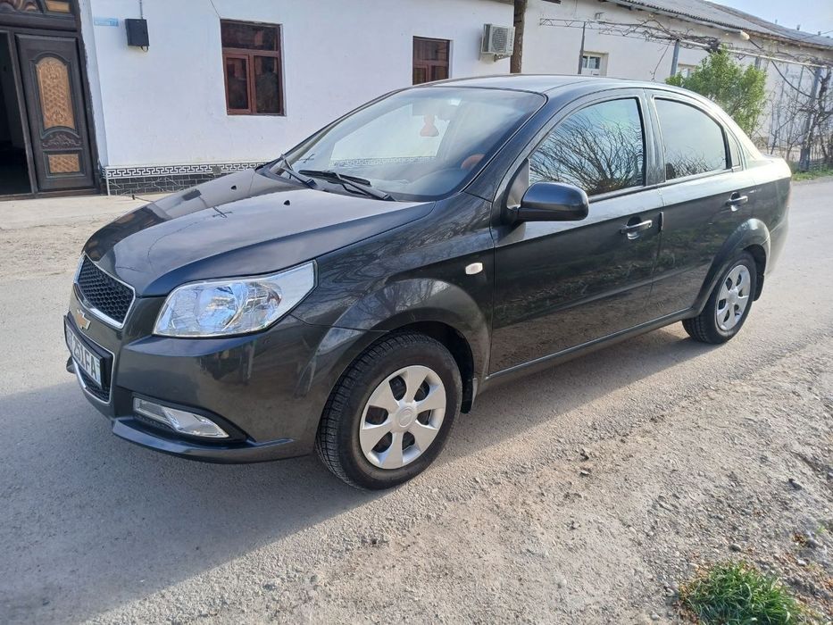 Нехия 3 Мокрый асфальт холати Почти янги ало даражада.