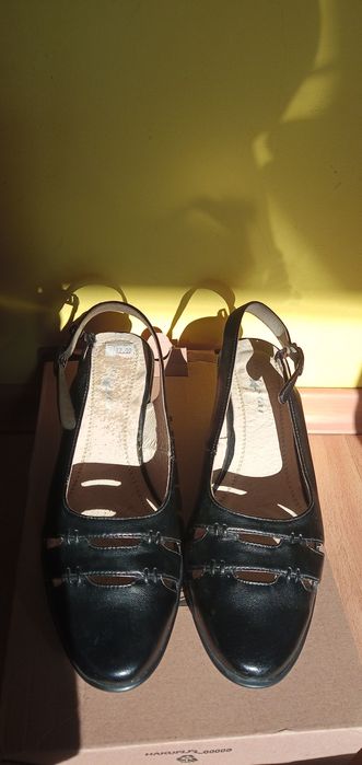 Дамски чехли-медицински, ЕКО кожа , гуменки и скандали