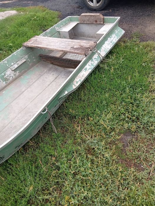 Продам лодку алюминьевую