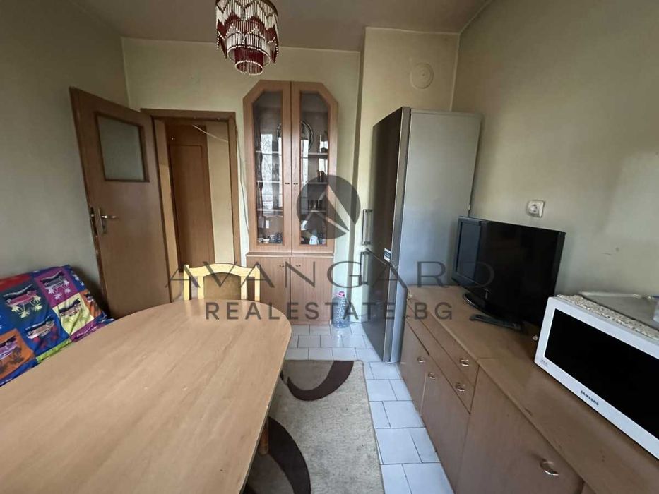 Продава се Тристаен апартамент в Пловдив, Кършияка - 92 кв.м за 2229 €/кв.м - Снимка #3