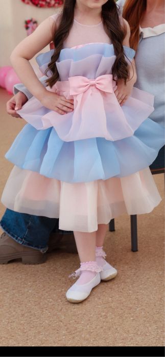 Платье нарядное для девочки