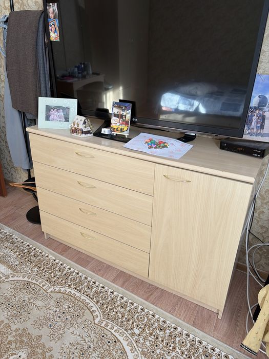 Спальный гарнитур, 2 односпальные кровати