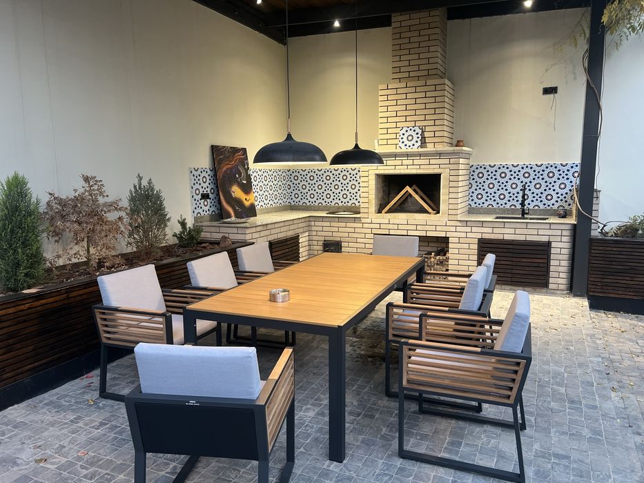 Современный дом с джакузи, летней кухней и кабинетами. 8 мин до метро