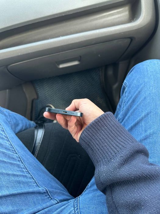 Iphone 13 sotiladi 128 gb holati ideal