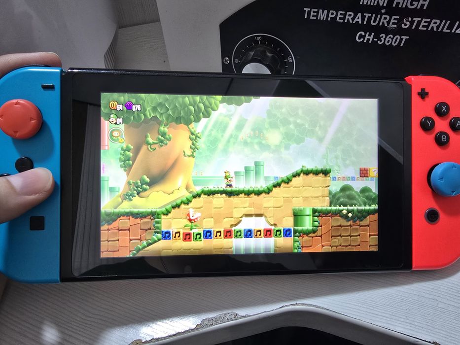 Игровая приставка Nintendo switch + 30 топовых игр