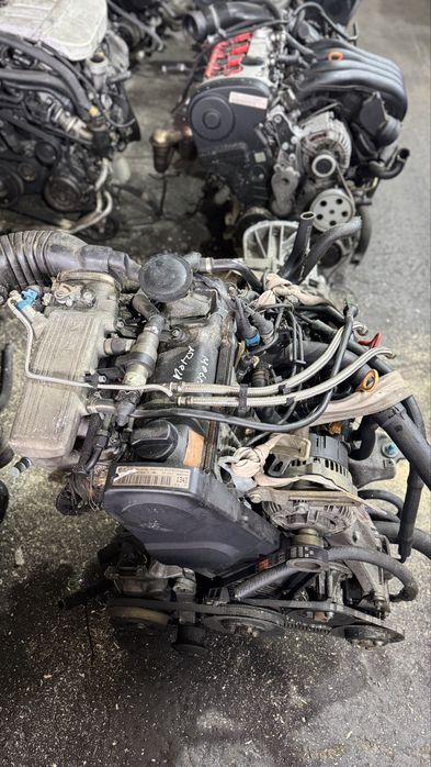 Контрактный Двигатель Audi 80 B4 объём 2.0л инжектор