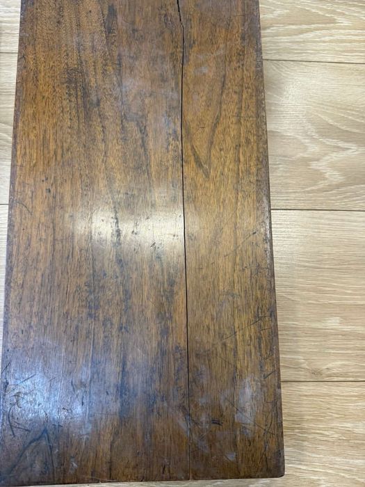 Две стари табли за игра