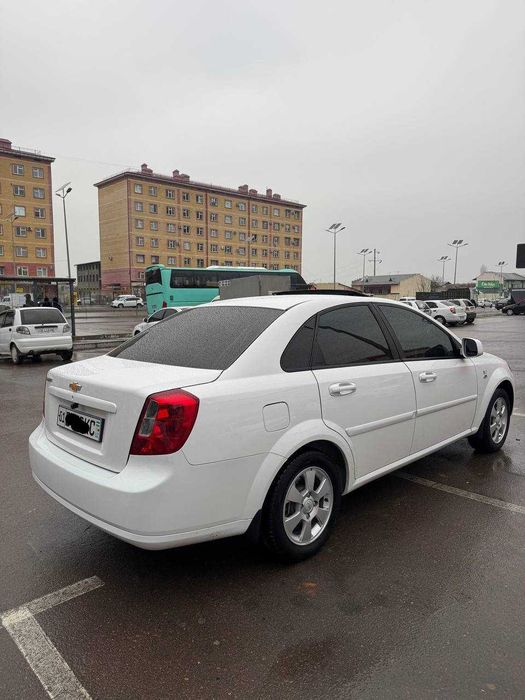 Chevrolet Gentra 3 pozitsa elegant plus 2023 (toza) tez sotiladi!