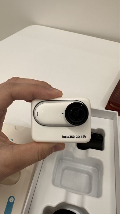 Insta360 GO 3S экшн камера