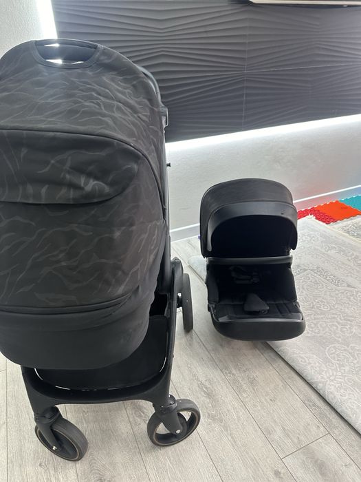 Продам коляску