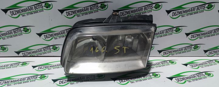 Far stanga Volkswagen VW Polo a 3-a generatie 6N (facelift)