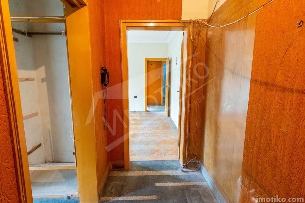 Продава се Тристаен апартамент в София, Изток - 88 кв.м за 3523 €/кв.м - Снимка #3