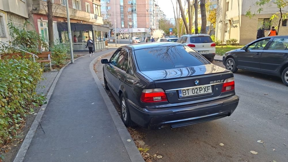 Vând bmw e39 520D