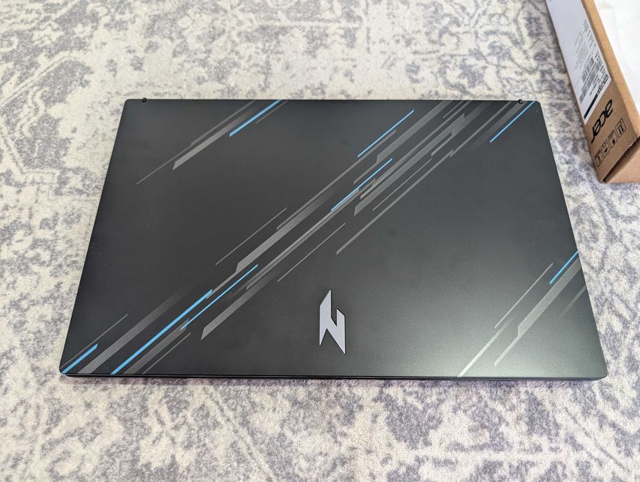 Laptop Gaming ACER Nitro V 15 ANV15-51-55D7 RTX 4050 6GB i5-13420H