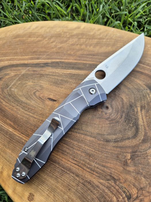 Сгъваем нож Spyderco Nirvana C199