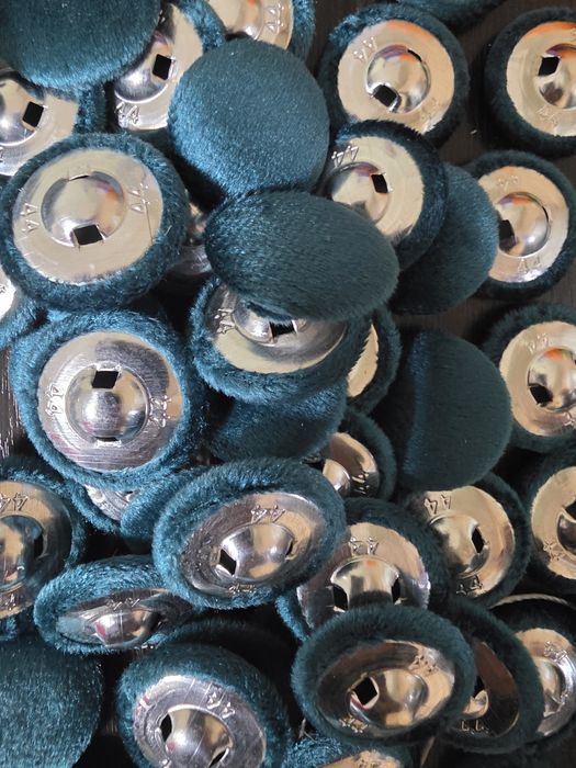 100 тг шт 44 размер