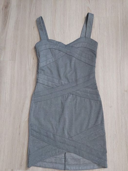 Рокля със сребърни нишки h&m