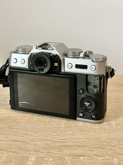 Fujifilm X-T10 body funcțional, ecran spart