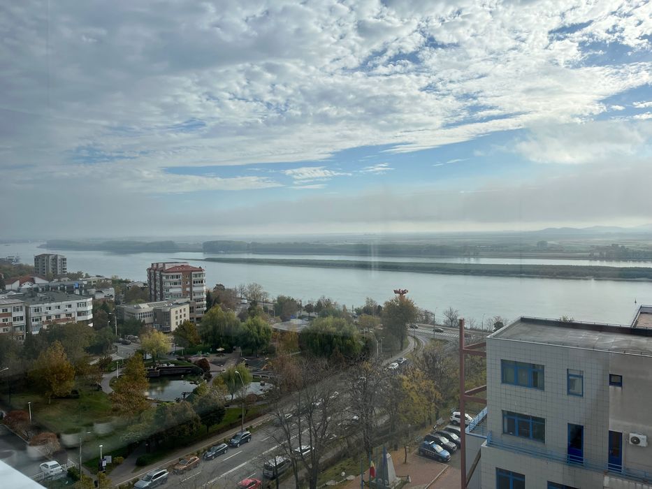 Inchiriere apartament 1 cameră pe faleză superioară