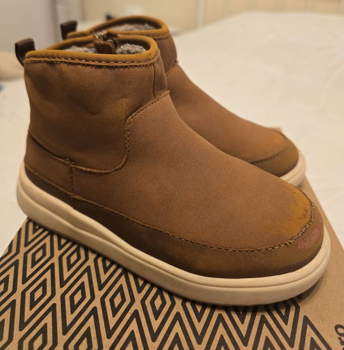 Зимни боти за момче на Zara, размер 26,стелка 16см.