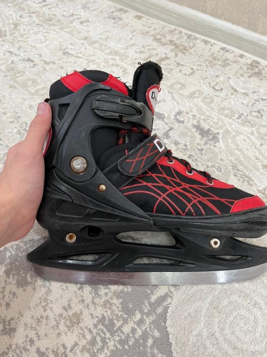 Продается коньки