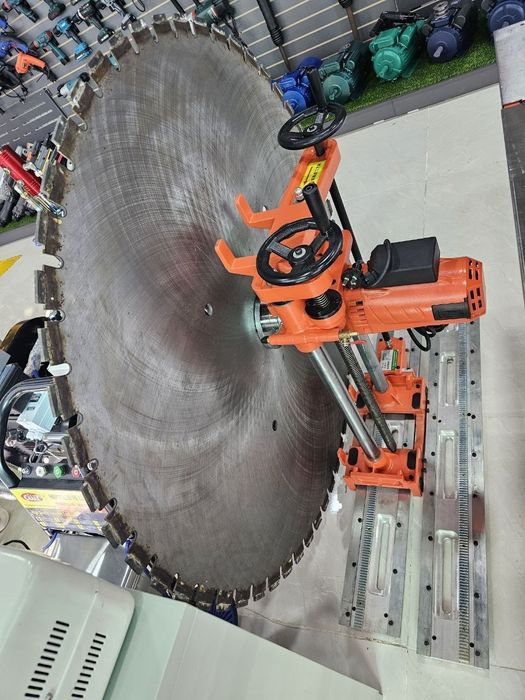 Almazniy beton tesish,kesish,buzish,Perfarator otboynik xizmatlar