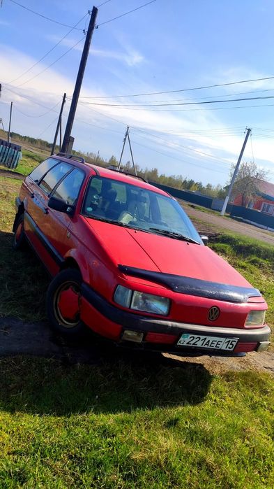 Продам Фольксваген Пассат универсал Мона б3