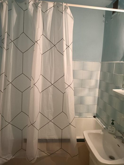 Inchiriez garsoniera