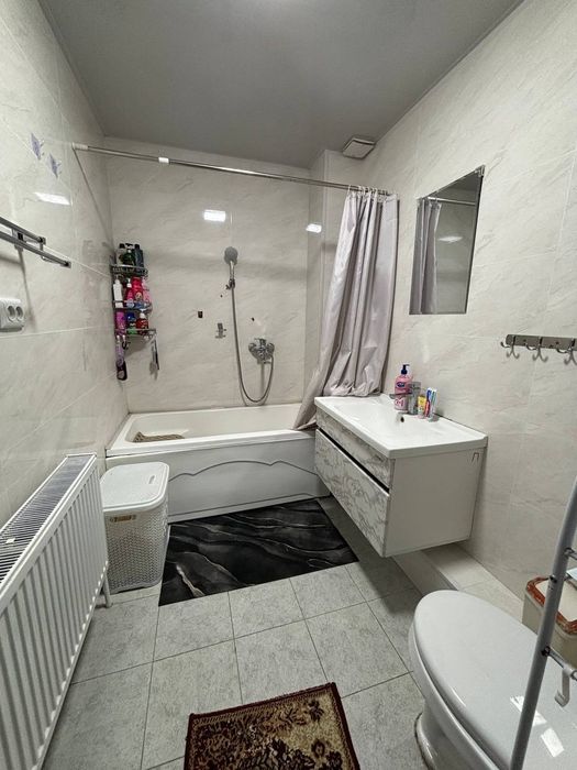 Продаётся своя квартира