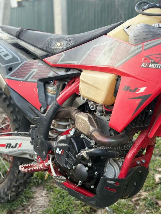 AJ1 K10 300 кубов