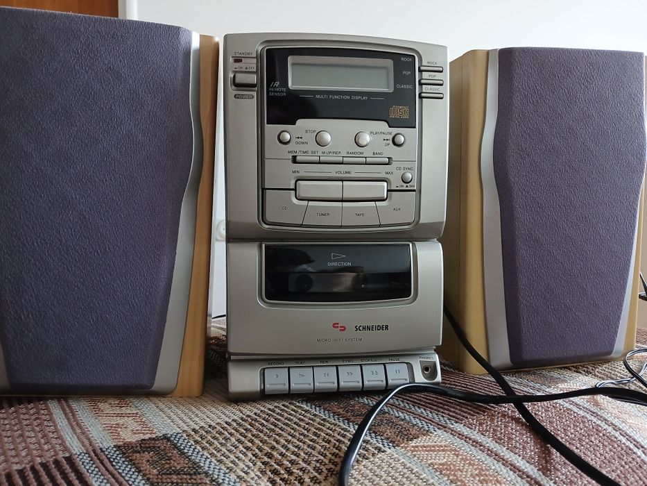 Sistem audio cd player, casetofon, radio, boxe Schneider