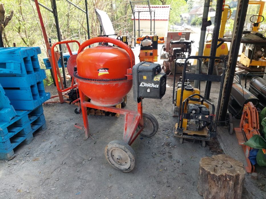 Inchiriez Masina Raschetat Slefuit Parchet Bona Ferastrau circular , R