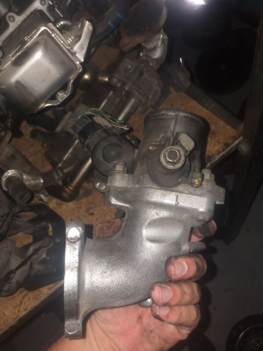 Clapeta admisie acceleratie Toyota Avensis 2003 2004 2005 2.0 Diesel