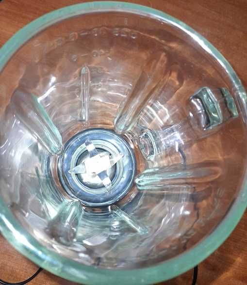 Blender Heinner 550 W, 1.5 l, 2 viteze +pulse