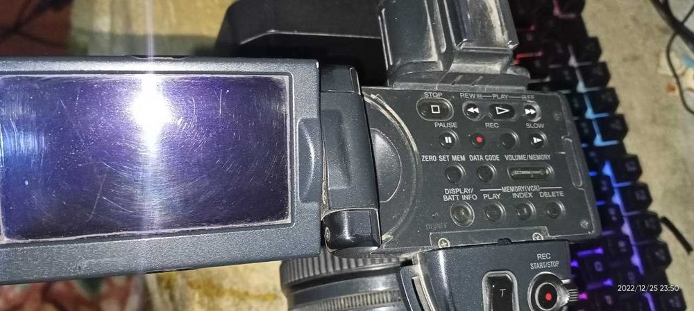 Sony 2200 Kamera sotiladi