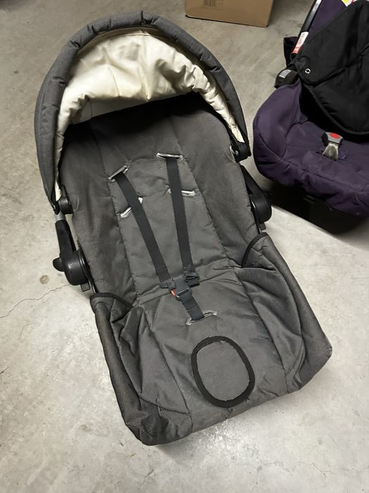 Столче за кола  всяко по 10 лв