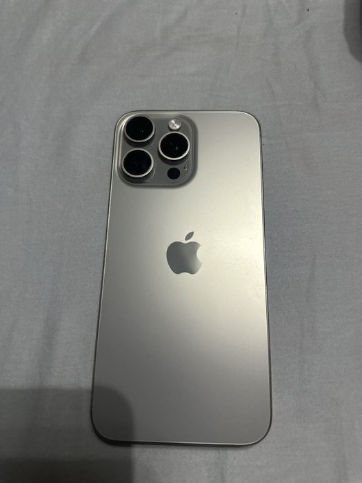 iPhone 15 Pro max/ 512 GB EAC