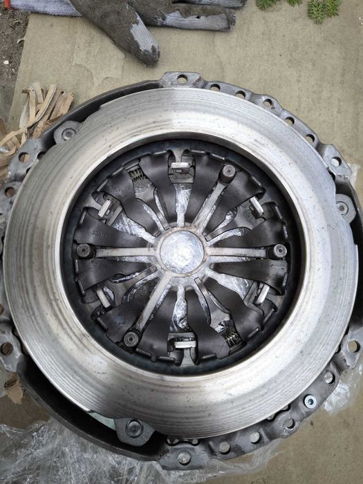 Комплект съединител с маховик 1.6 TDI /VW, VAG/ 04L141031B / 04L105269