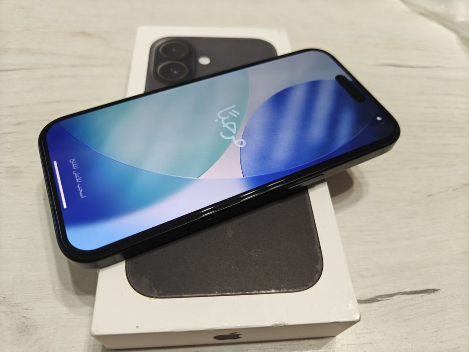 iPhone 16 128 GB  Като нов Гаранция
