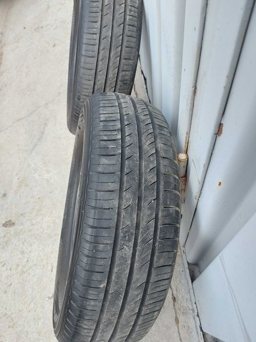 Set anvelope Kumho Ecowing 195 / 60 / R16 Dot 2022
