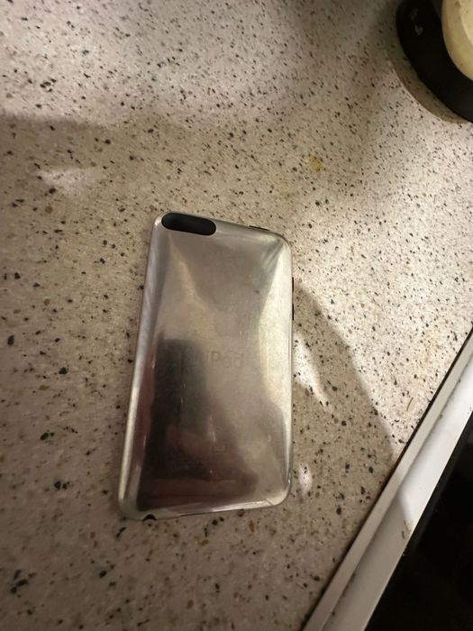 Ipod touch 2 В хорошем состаянии