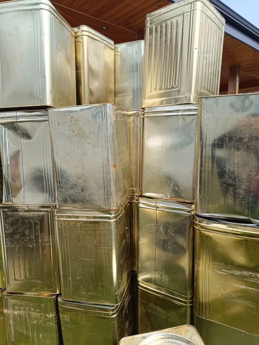 Тенекии за мед..