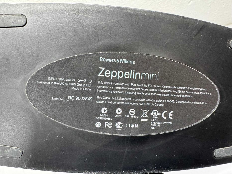 Тонколона - Bowers & Wilkins Zeppelin Mini