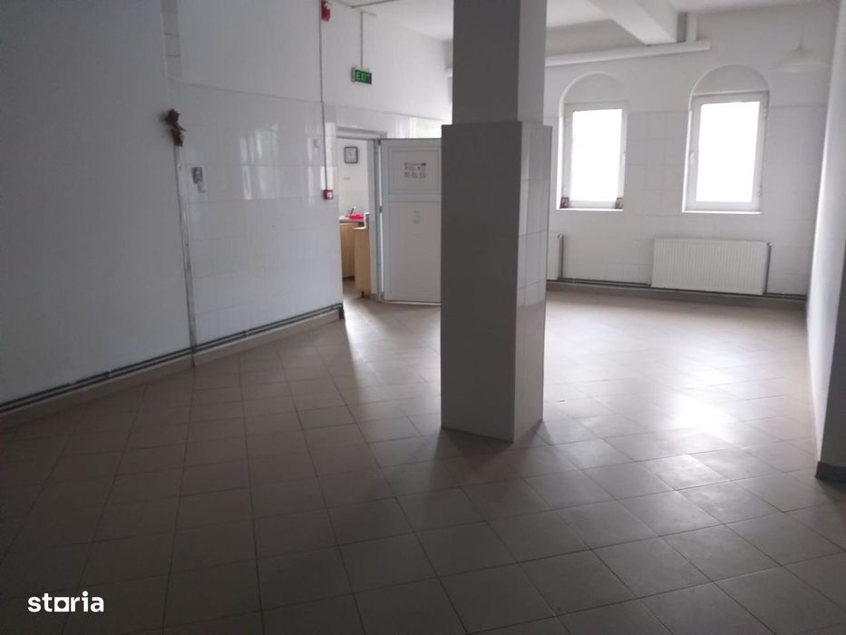 Spațiu comercial de închiriat, 700 mp- Targoviste- zona Sagricom