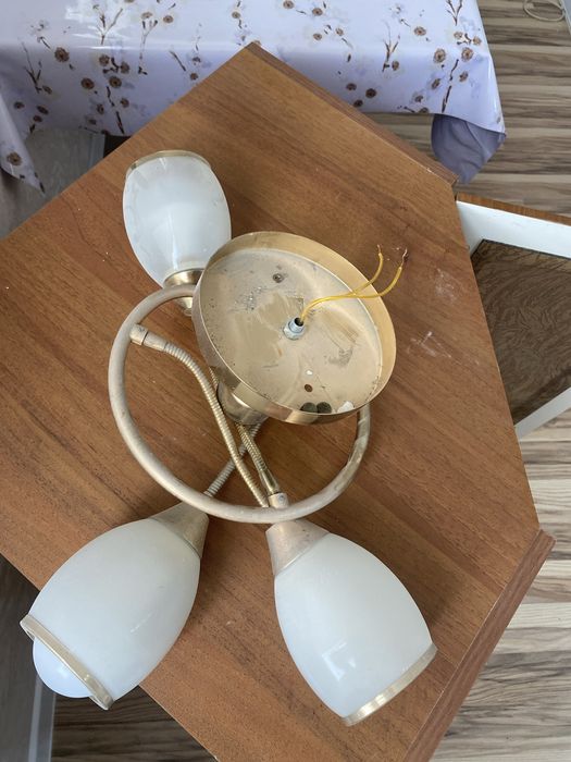 Жақсы жағдайдағы люстра сатылады