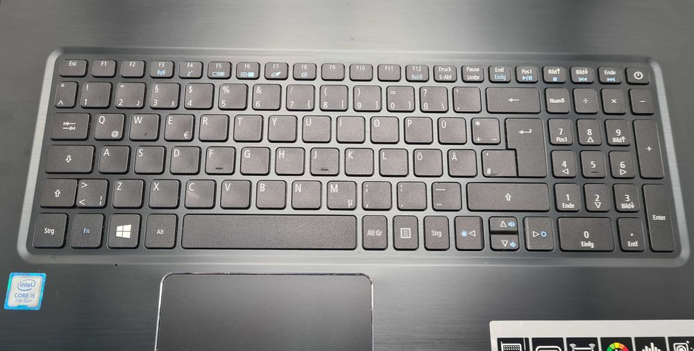 Acer Aspire E5-774   i5-7200U/8GB/256SSD/750HDD