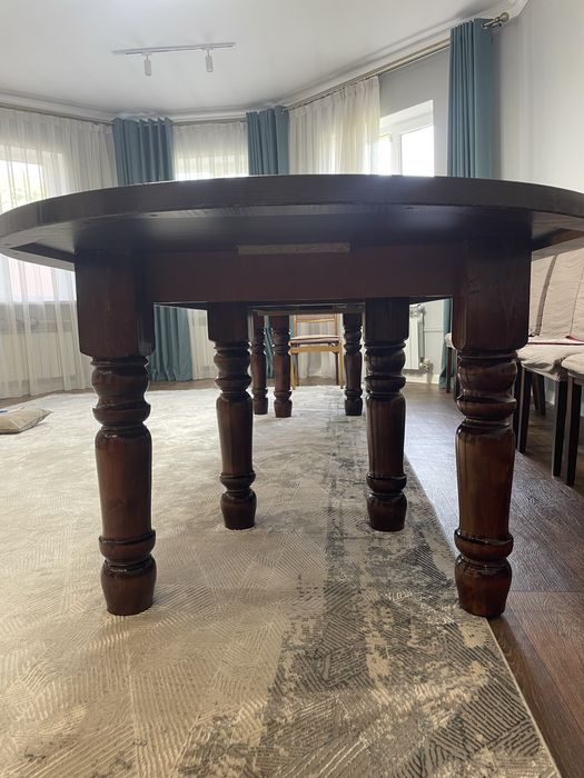 Стол гостинный срочно продам