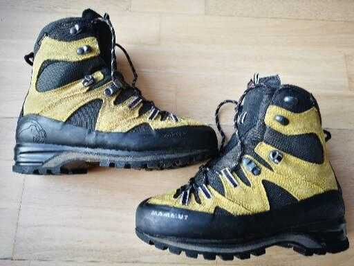 Bocanci (damă, marimea 38) Mammut Cascade GTX/iarnă